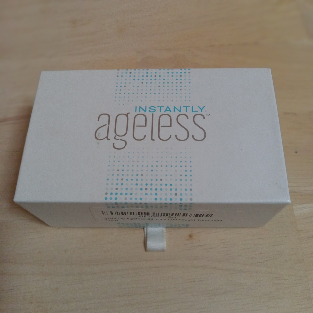 Instantly Ageless vials